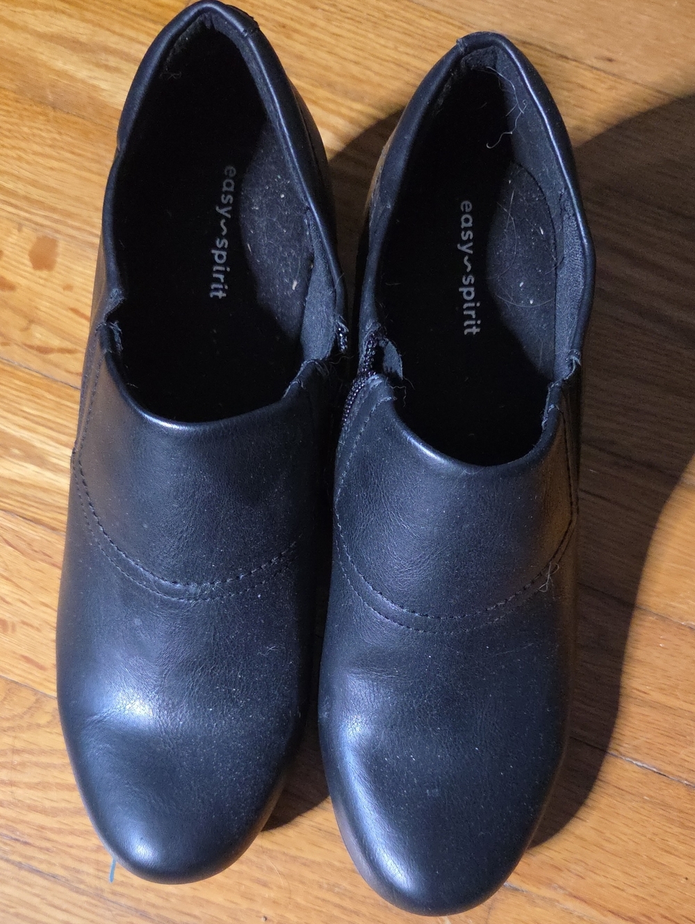 Easy Spirit Black Slip-On Comfort Shooties